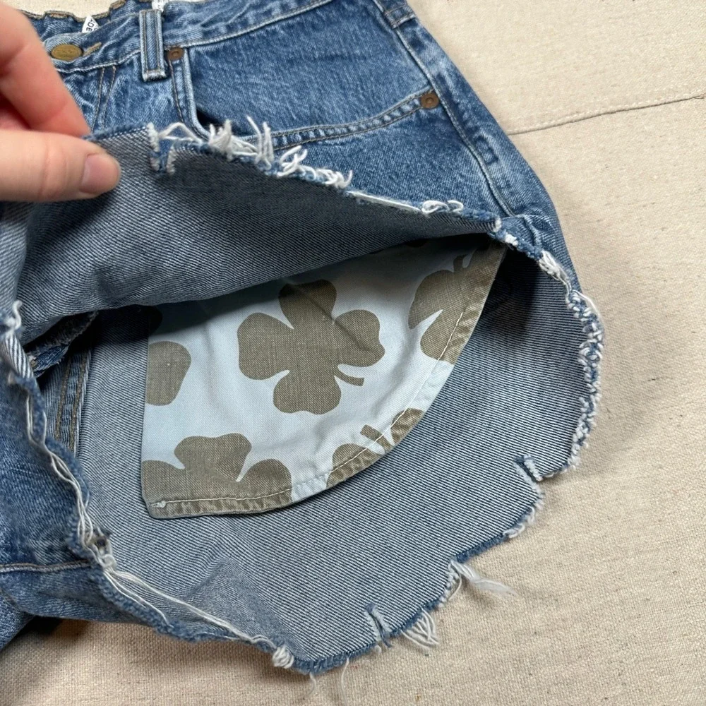 Lucky Brand Vintage Denim Cutoff‎ Shorts Size 30 Distressed High rise
